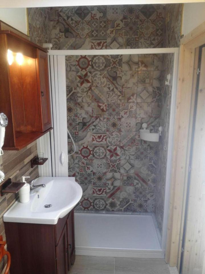 Villa Marysa Studio Apartment Giardini-Naxos Zewnętrze zdjęcie