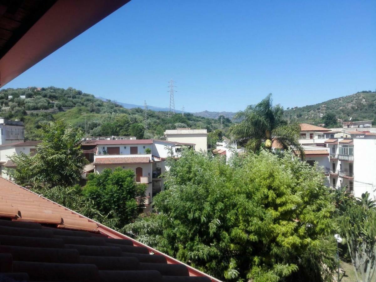 Villa Marysa Studio Apartment Giardini-Naxos Zewnętrze zdjęcie