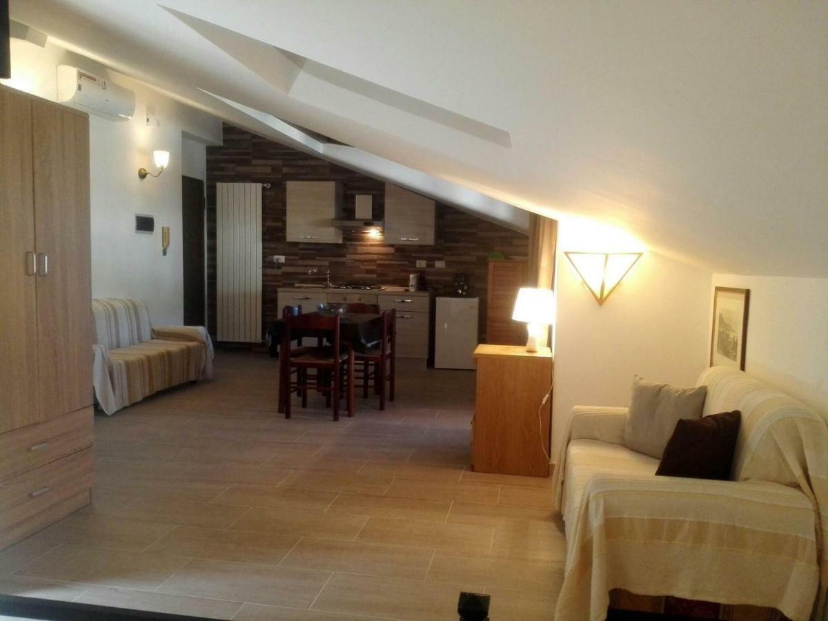 Villa Marysa Studio Apartment Giardini-Naxos Zewnętrze zdjęcie